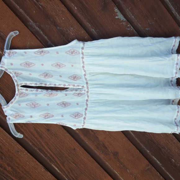 FREE POEPLE  EMBROIDERED TANK TOP, SMALL - Picture 2 of 7